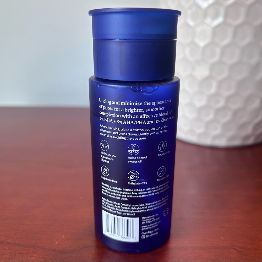 Curology Liquid Pore Exfoliant – Blue - Picture 2 of 2